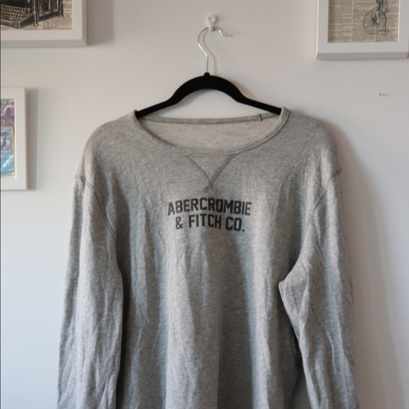 Like-new Long-sleeve Abercrombie & Finch Sweatshirt - Picture 3 of 4